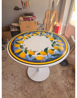 Limon Desenli El Yapımı 90cm Çapında Masa